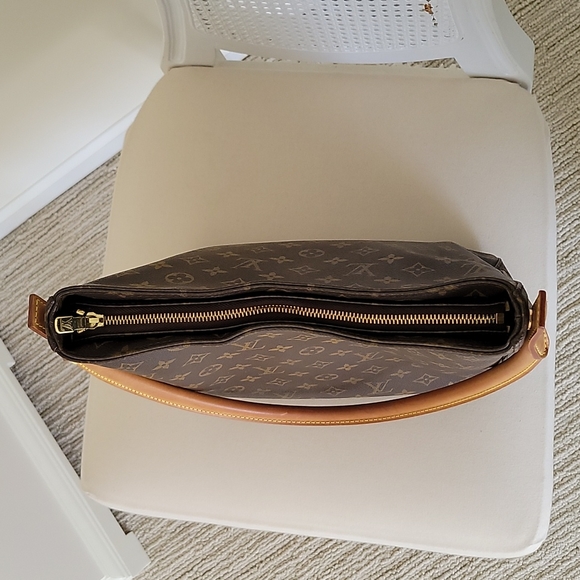 Louis Vuitton Monogram Looping GM - Picture 16 of 16